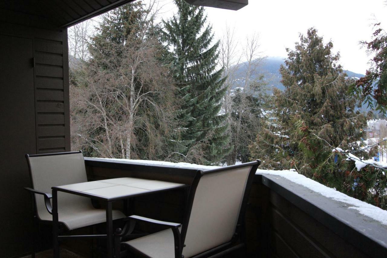 Rainbow Suites By Whistler Retreats Exterior photo